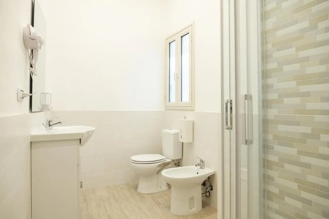 Borgo Antico Rooms Messine 0*,